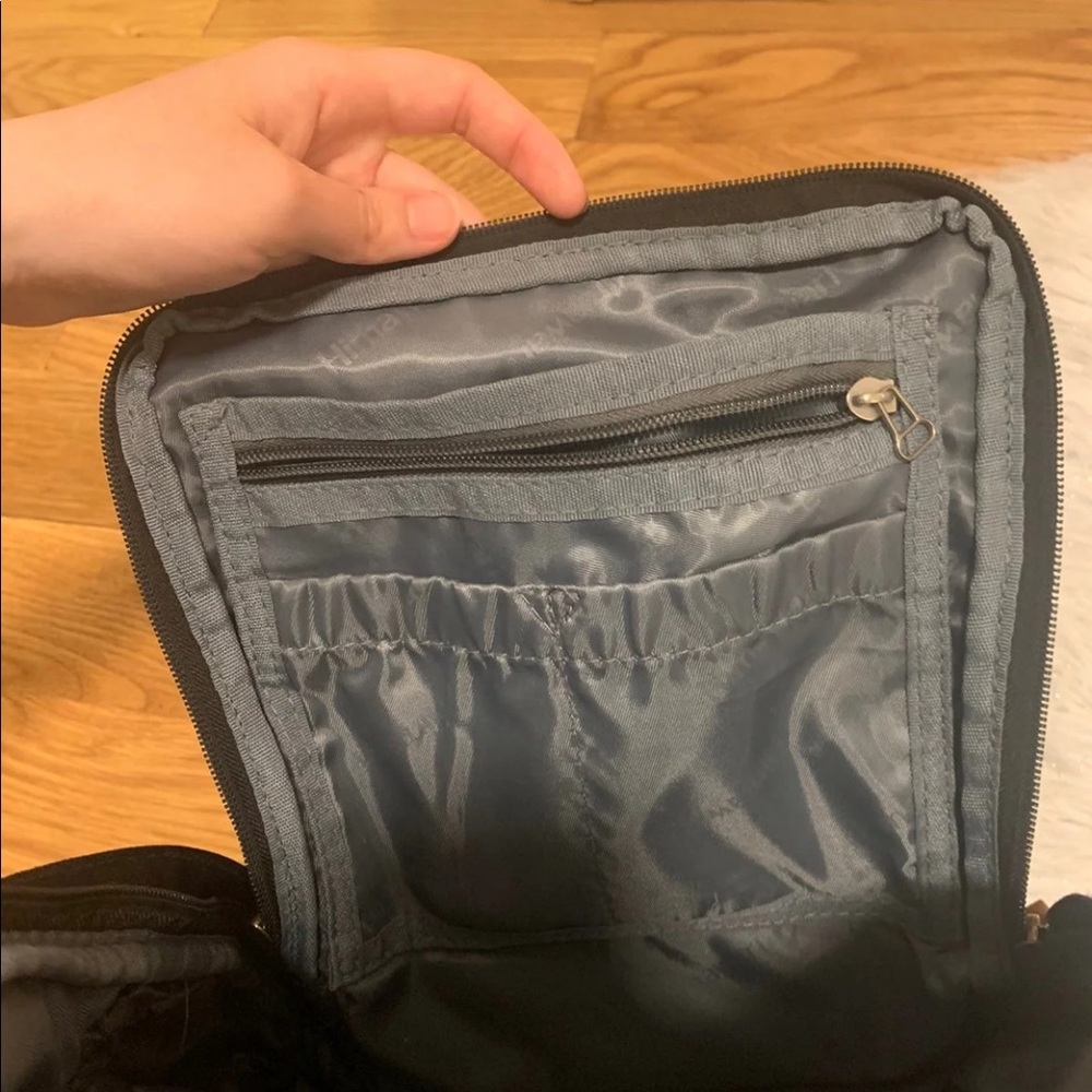 Small Backpack - Picture 3 of 7